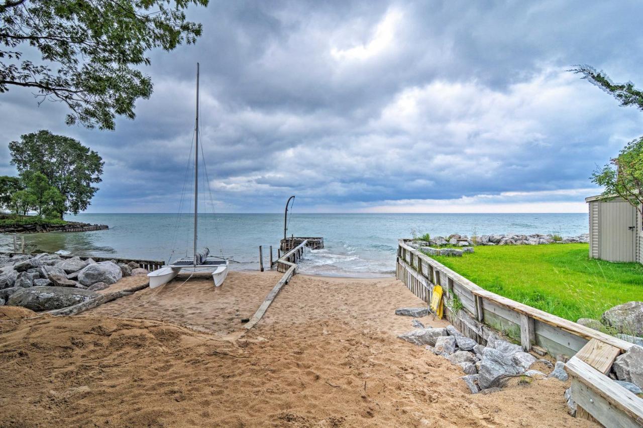 Lake Huron House With Grill And Beach Access! East Tawas Экстерьер фото