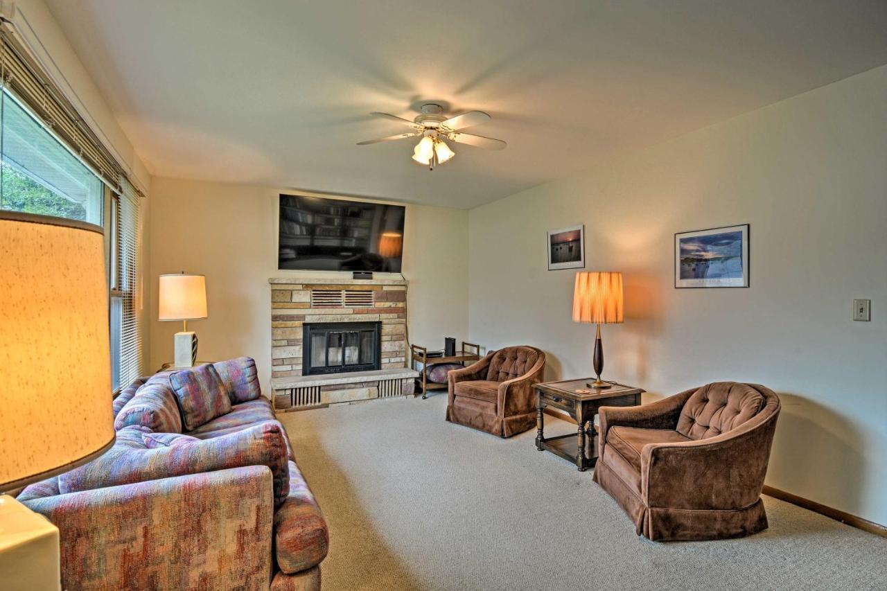 Lake Huron House With Grill And Beach Access! East Tawas Экстерьер фото